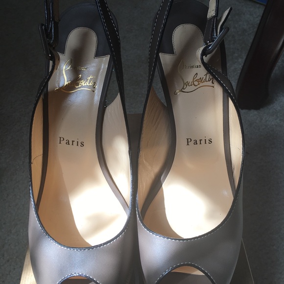 CHRISTIAN LOUBOUTIN 💯% authentic strassed heel🌈 - Picture 4 of 16